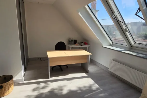 Bureau privé - 95100 - 2 postes - 650€
