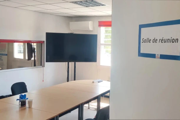 Bureau privé - 34110 - 4 postes - 210€