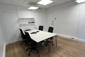 Bureau privé - 75009 - 4 postes - 2200€