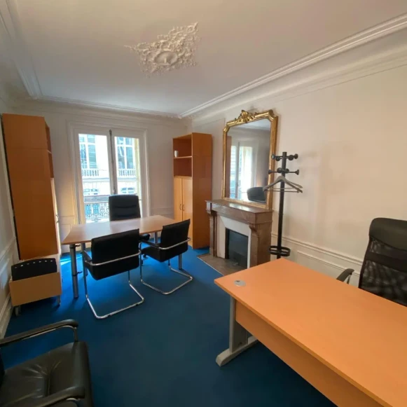 Bureau privé 18 m² 2 postes Coworking Rue de Téhéran Paris 75008 - photo 6