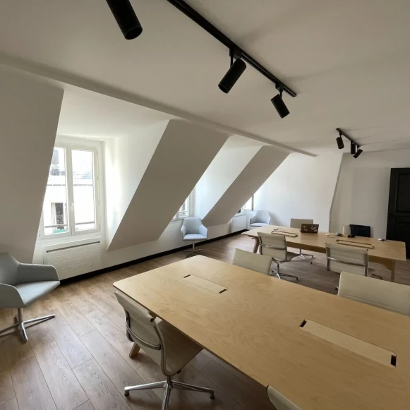 Espace indépendant 100 m² 16 postes Location bureau Rue Blondel Paris 75003 - photo 5