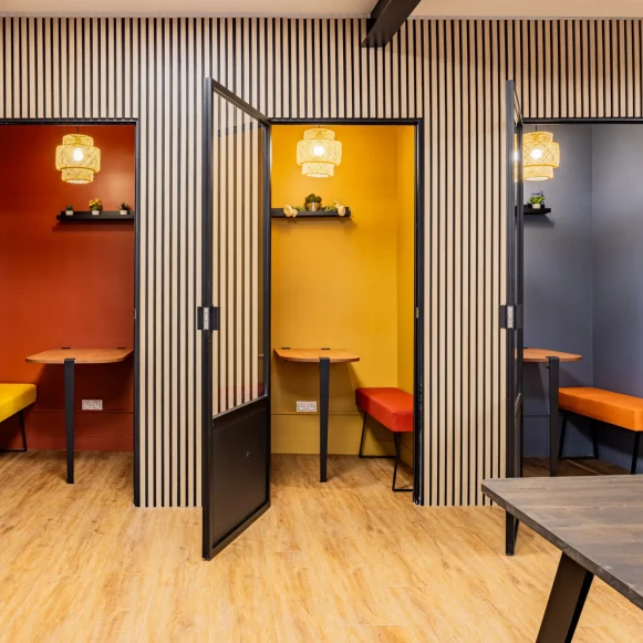 Espace indépendant 100 m² 16 postes Location bureau Rue Jean-Baptiste Pigalle Paris 75009 - photo 3