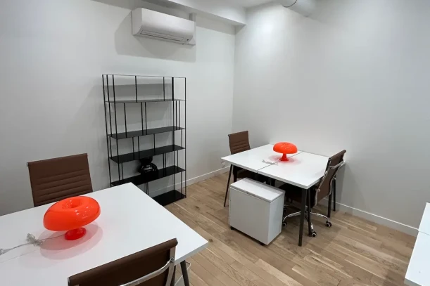 Bureau privé - 75010 - 11 postes - 5900€