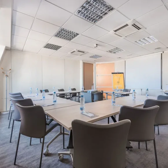 Open Space  5 postes Location bureau Place Louis Armand Paris 75012 - photo 11