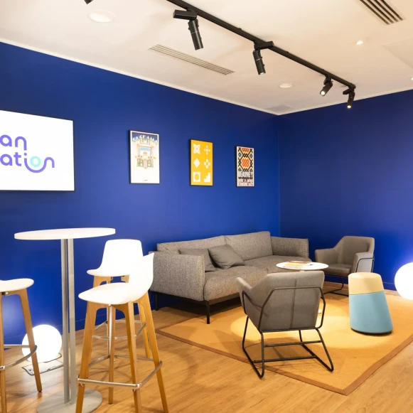 Bureau privé 25 m² 6 postes Location bureau Rue Philidor Paris 75020 - photo 4