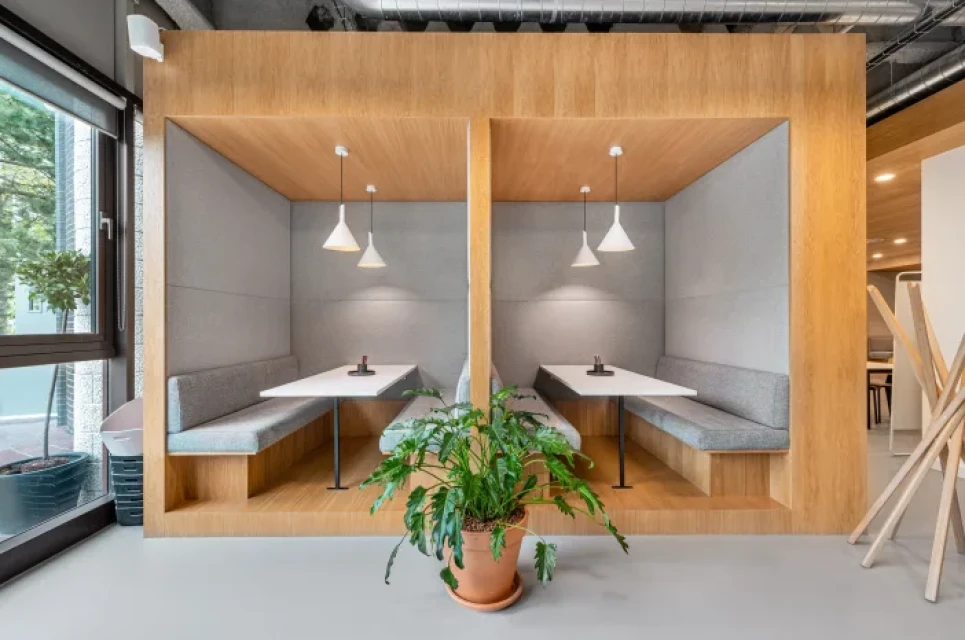 Signature - Paris, Georges V Bassano