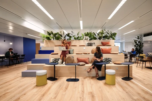 Bureau privé - 75015 - 1 poste - 520€