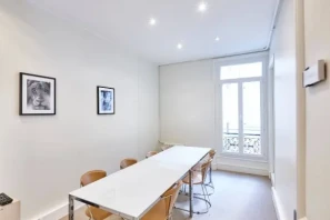 Bureau privé - 75008 - 8 postes - 2900€