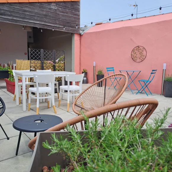 Bureau privé 11 m² 2 postes Coworking Rue des Forges Vallet 44330 - photo 1