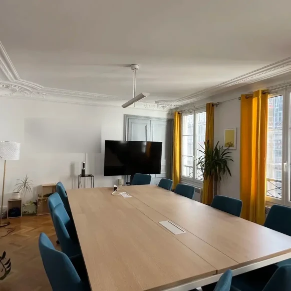 Open Space  10 postes Coworking Rue du 4 septembre Paris 75002 - photo 3