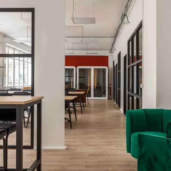 Bureau privé 40 m² 12 postes Location bureau Cité Paradis Paris 75010 - photo 3