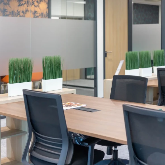 Bureau privé 24 m² 4 postes Coworking Rue Evariste Galois Biot 06410 - photo 1