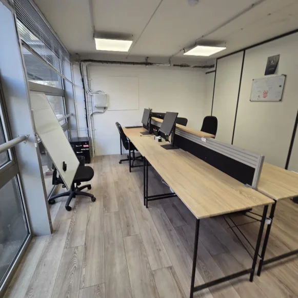 Bureau privé 80 m² 9 postes Coworking Rue d'Aubervilliers Paris 75019 - photo 3