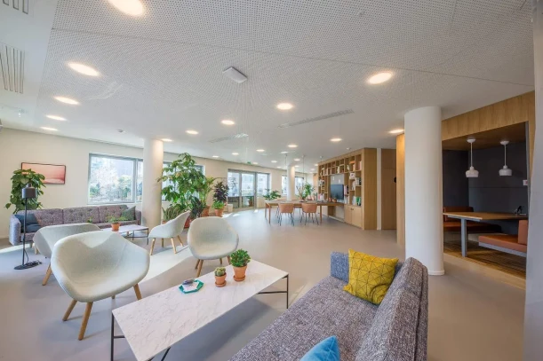 Bureau privé - 92800 - 100 postes - 65000€