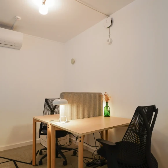 Espace indépendant 6 m² 2 postes Coworking Rue Pierre Sauvage Compiègne 60200 - photo 2