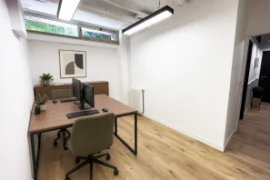 Bureau privé - 93100 - 3 postes - 490€