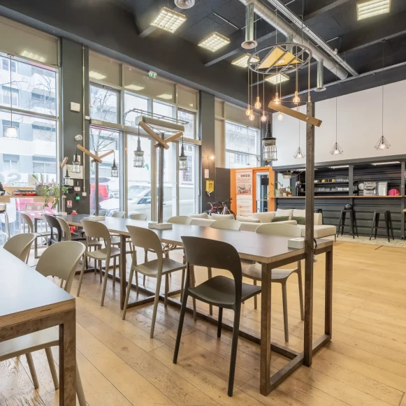Bureau privé 38 m² 12 postes Coworking Rue du Chemin Vert Paris 75011 - photo 3