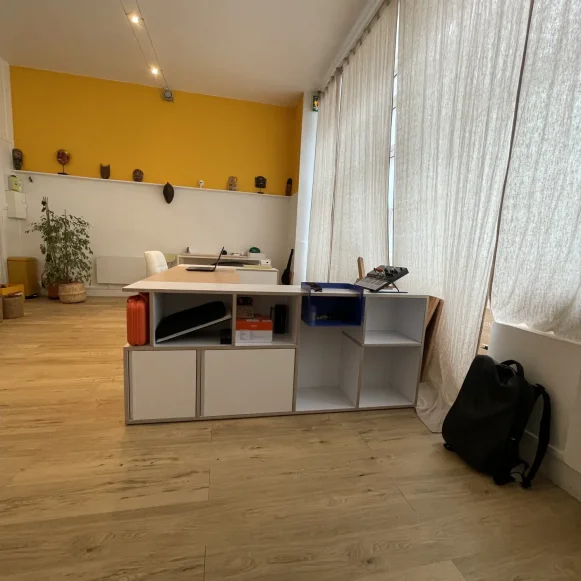 Bureau privé 52 m² 8 postes Location bureau Rue du Buisson Saint-Louis Paris 75010 - photo 6