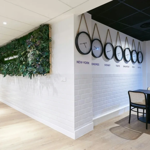 Espace indépendant 1 037 m² 136 postes Coworking Rue d'Amsterdam Paris 75009 - photo 8