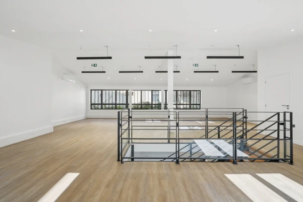 Espace indépendant - 75010 - 36 postes - 19000€