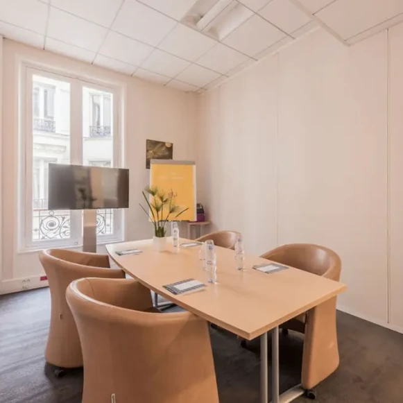 Bureau privé 10 m² 1 poste Coworking Rue Taitbout Paris 75009 - photo 1
