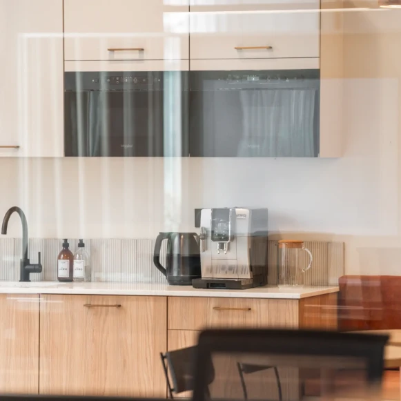 Espace indépendant 156 m² 22 postes Location bureau Rue Oberkampf Paris 75011 - photo 1