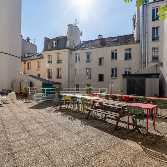 Bureau privé 132 m² 14 postes Location bureau Rue La Fayette Paris 75010 - photo 8