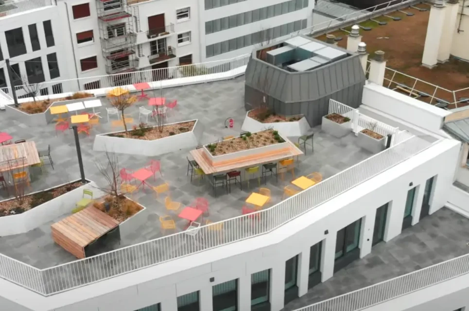 Signature - Neuilly sur Seine, 185 CDG