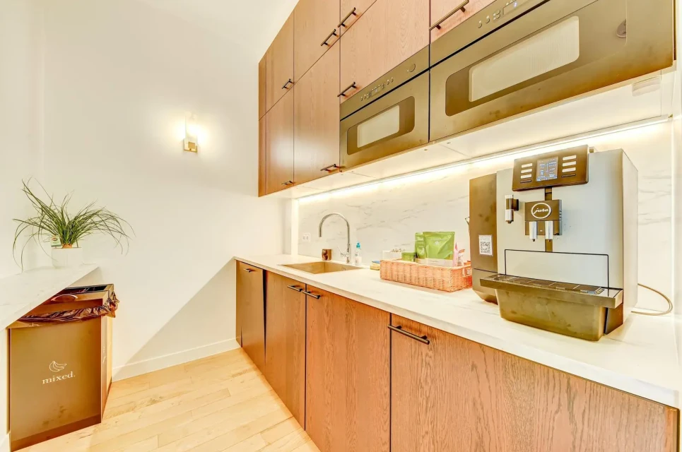 Allday Rue du Faubourg Poissonnière