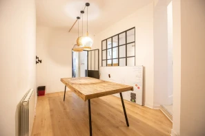 Espace indépendant - 75003 - 8 postes - 4500€