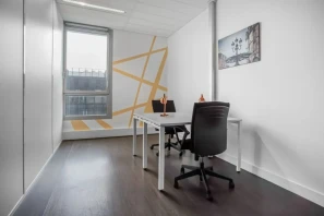 Bureau privé - 33300 - 3 postes - 870€