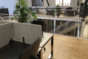 Open Space - 75011 - 3 postes - 490€