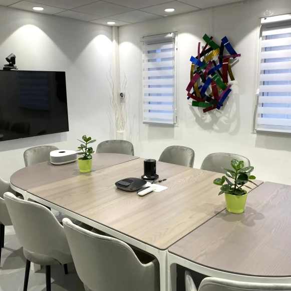 Espace indépendant 100 m² 10 postes Location bureau Rue de la Pyramide Boulogne-Billancourt 92100 - photo 1