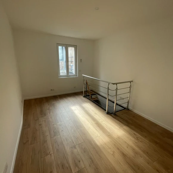 Espace indépendant 40 m² 5 postes Location bureau Rue de Romainville Montreuil 93100 - photo 7