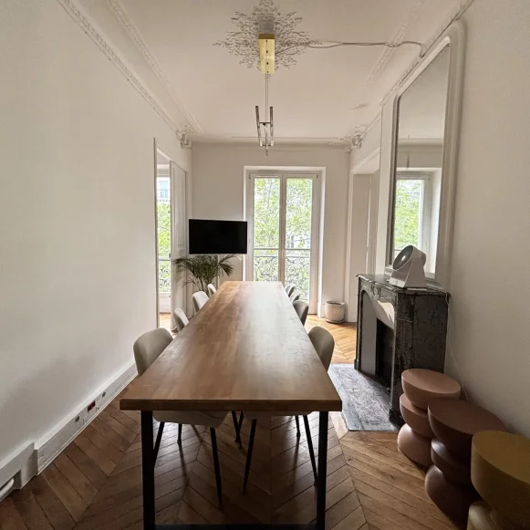 Espace indépendant 128 m² 26 postes Location bureau Boulevard de Sébastopol Paris 75003 - photo 9