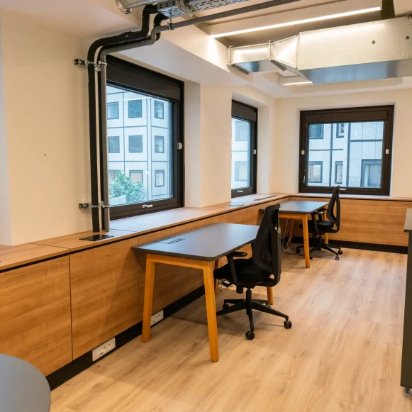 Bureau privé 11 m² 3 postes Coworking Rue de Genève Lyon 69006 - photo 12