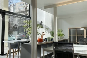 Open Space - 75012 - 2 postes - 330€