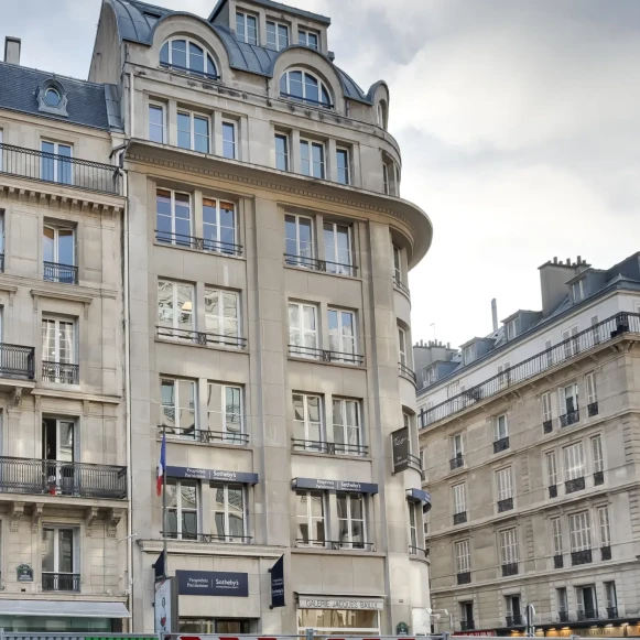 Bureau privé 10 m² 3 postes Coworking Rue Jean Mermoz Paris 75008 - photo 2