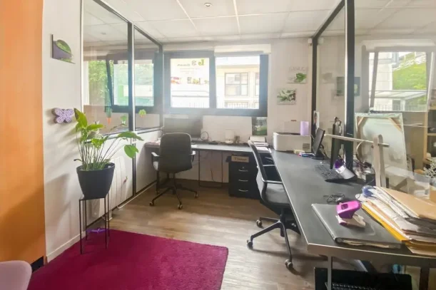 Bureau privé - 75012 - 3 postes - 850€