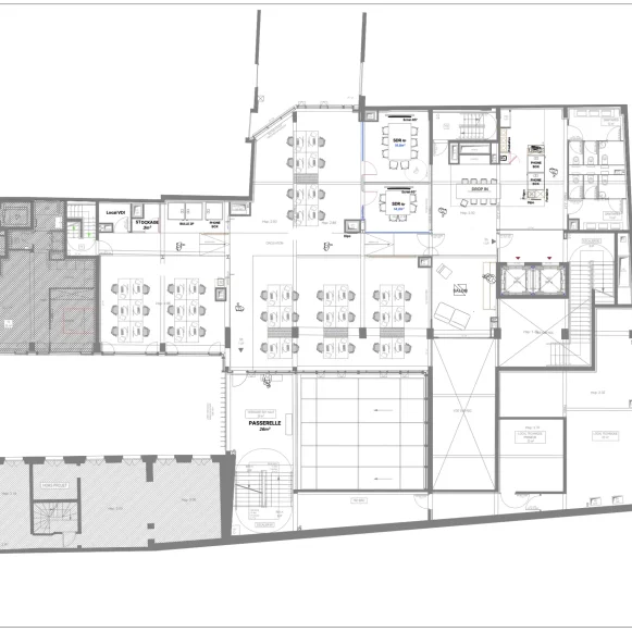 Espace indépendant 450 m² 46 postes Location bureau Rue Saint-Antoine Paris 75004 - photo 2