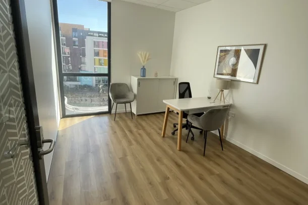 Bureau privé - 34000 - 4 postes - 1123€