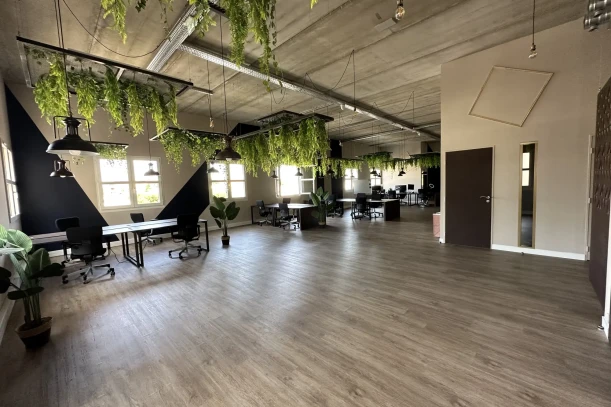 Open Space - 34970 - 30 postes - 249€