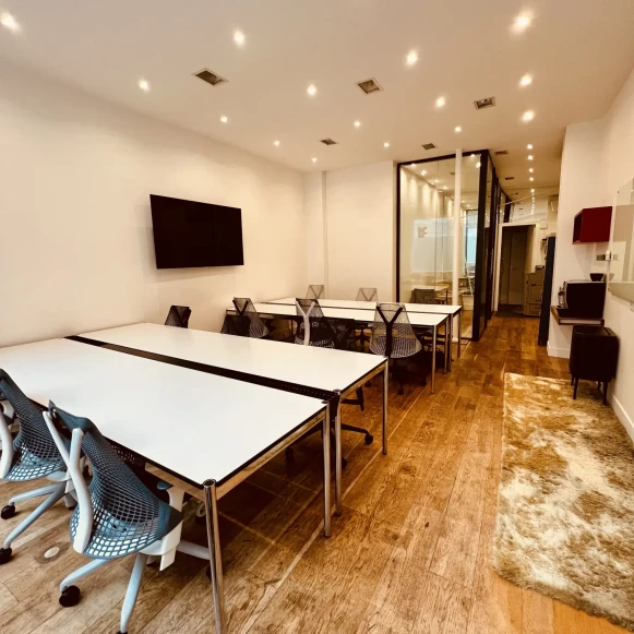 Espace indépendant 40 m² 12 postes Coworking Rue de Cléry Paris 75002 - photo 2
