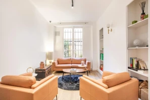 Espace indépendant - 75006 - 20 postes - 4800€