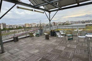 Open Space - 75018 - 4 postes - 270€