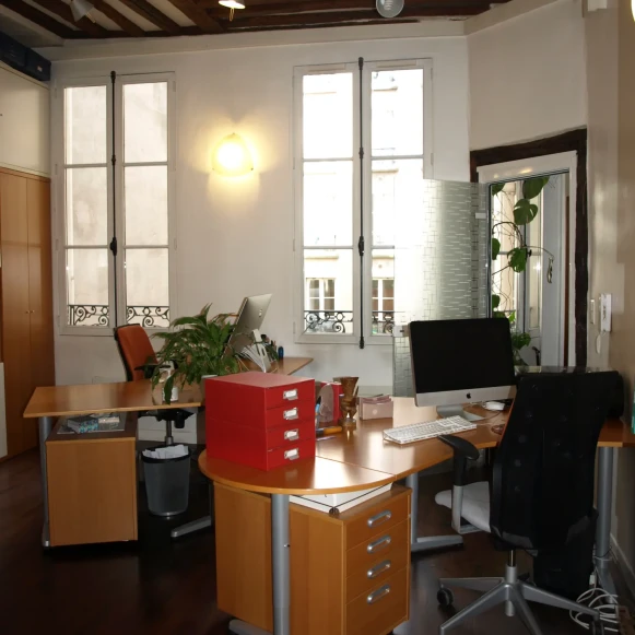 Bureau privé 45 m² 12 postes Location bureau Rue Vauvilliers Paris 75001 - photo 5