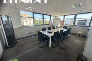 Bureau privé - 92130 - 4 postes - 1850€