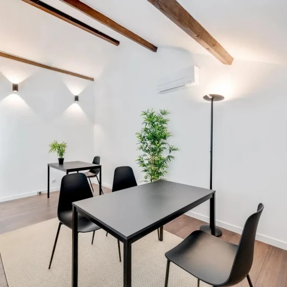 Bureau privé 20 m² 4 postes Coworking Route d'Avignon Aix-en-Provence 13540 - photo 3
