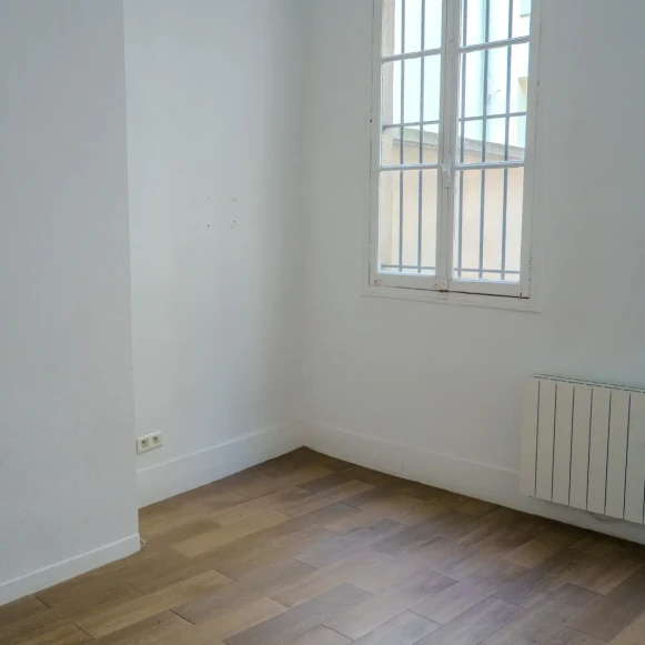 Espace indépendant 100 m² 18 postes Location bureau Rue du Faubourg Saint-Martin Paris 75010 - photo 7
