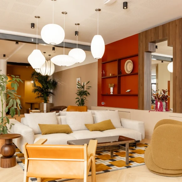 Bureau privé 28 m² 4 postes Coworking Rue de Laborde Paris 75008 - photo 1